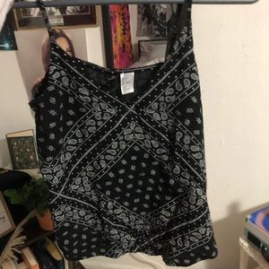 cropped tank top